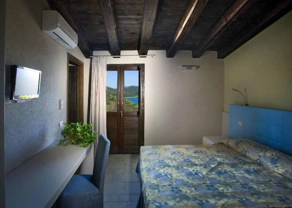 Liscia Country Relais Pensionat Sant'Antonio di Gallura Værelse billede